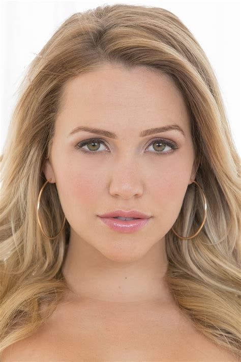 mia malkova new tits|Mia Malkova New Tits Porn Videos